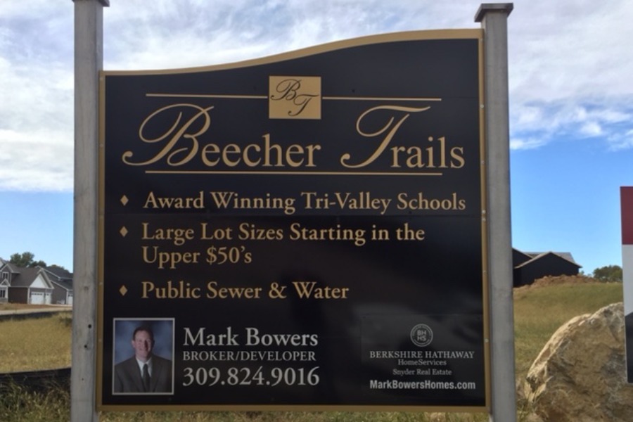 Beecher Trails