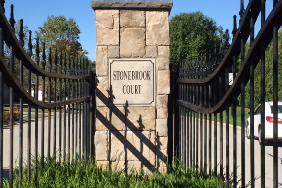 Stonebrook Court