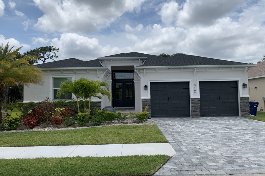 Riverside Pointe