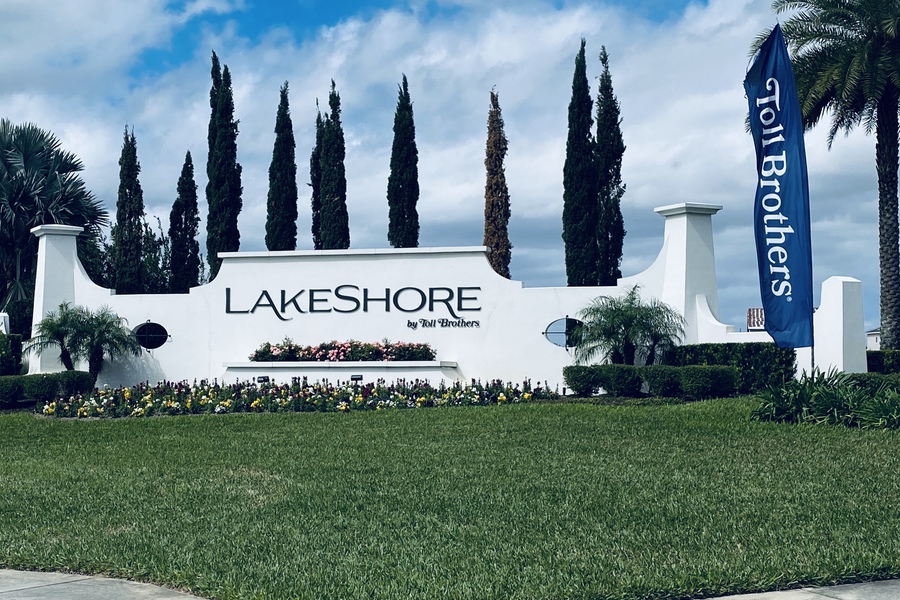 Lakeshore by Toll Brothers