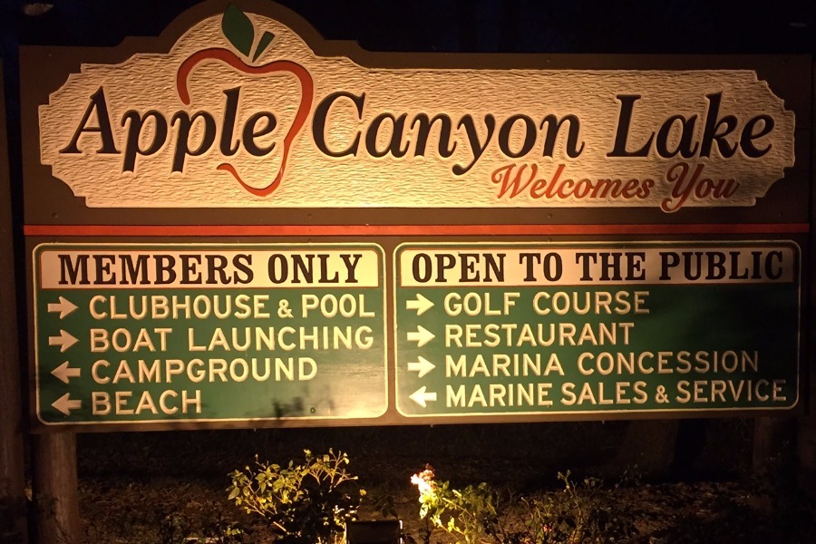 Apple Canyon Lake