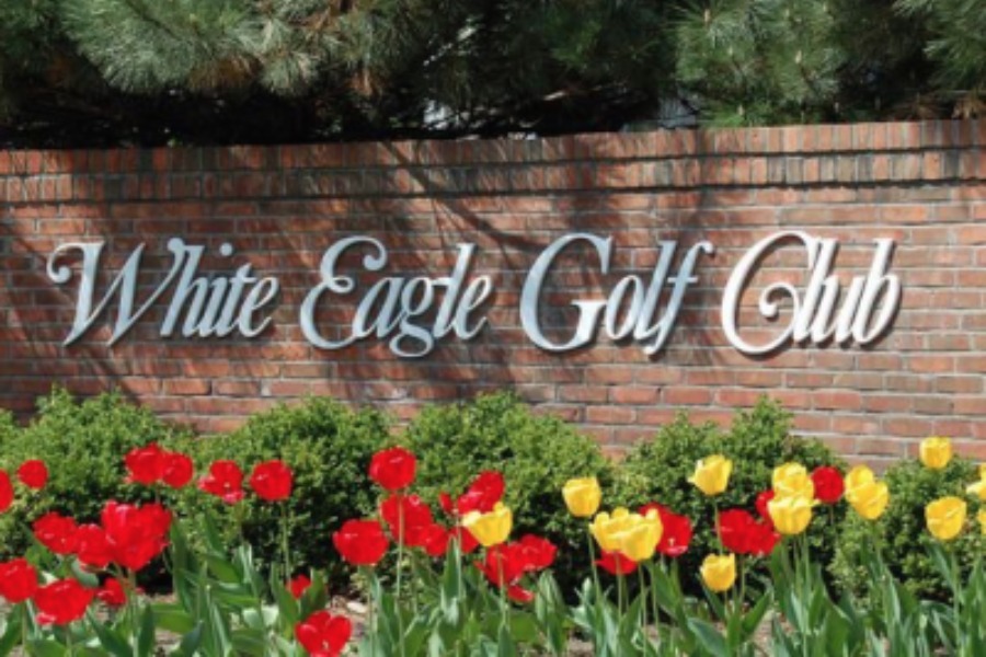 The Club Homes of White Eagle