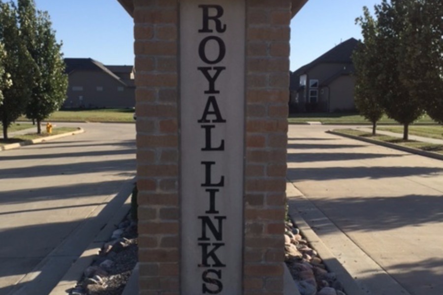 Royal Links