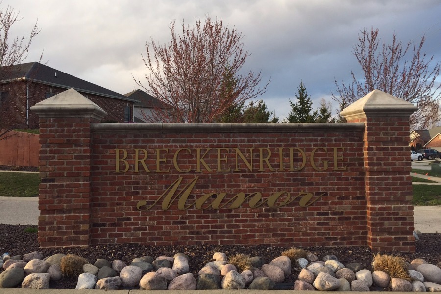 Breckenridge Manor