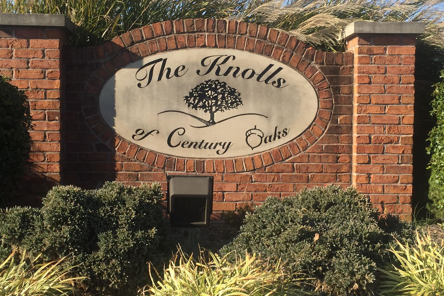 The Knolls of Century Oaks